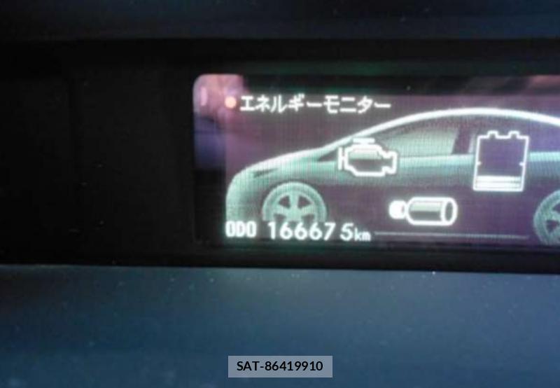 Toyota PRIUS 2015-08 8003069-14