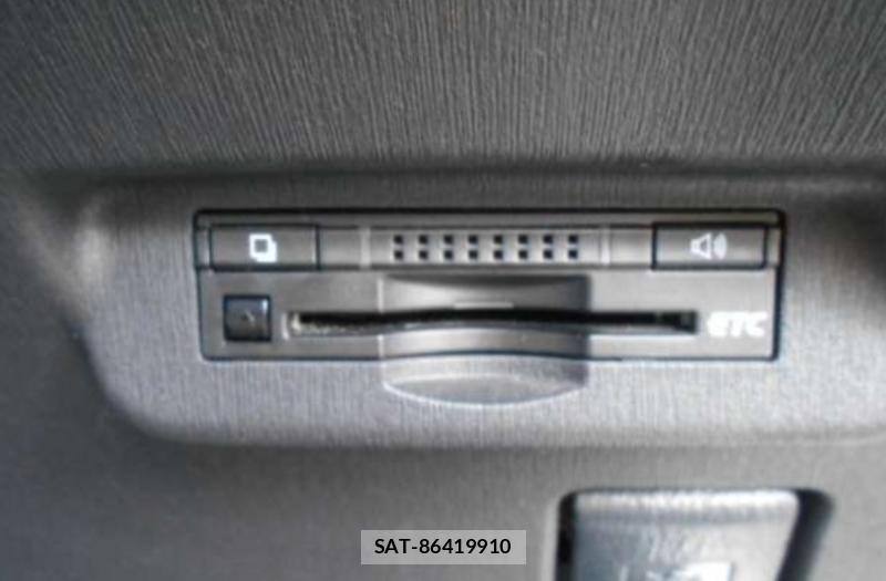 Toyota PRIUS 2015-08 8003069-20