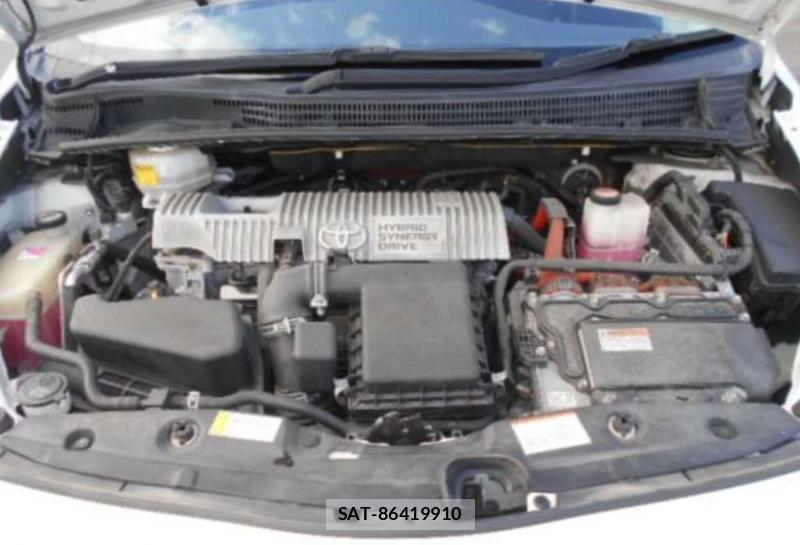 Toyota PRIUS 2015-08 8003069-27
