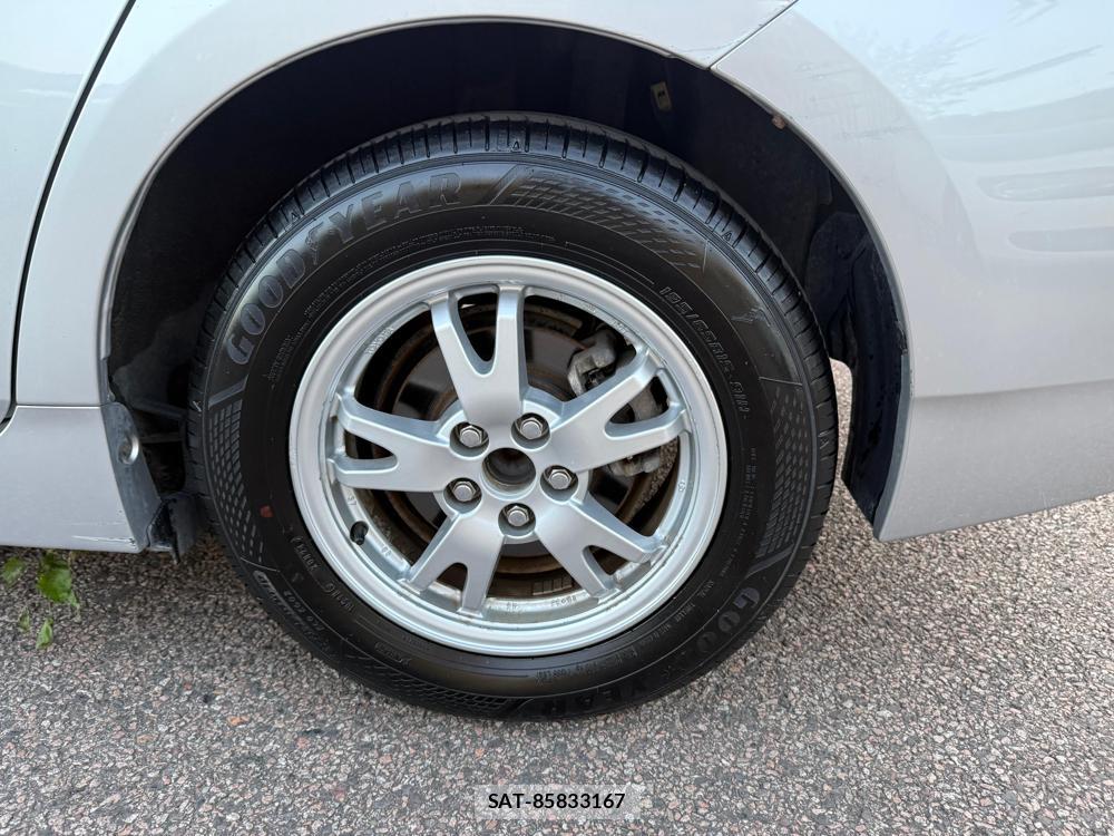 Toyota PRIUS 2011-06 1295199-31