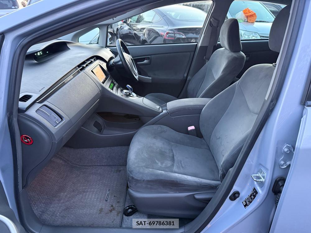 Toyota PRIUS 2009-05 1295202-9