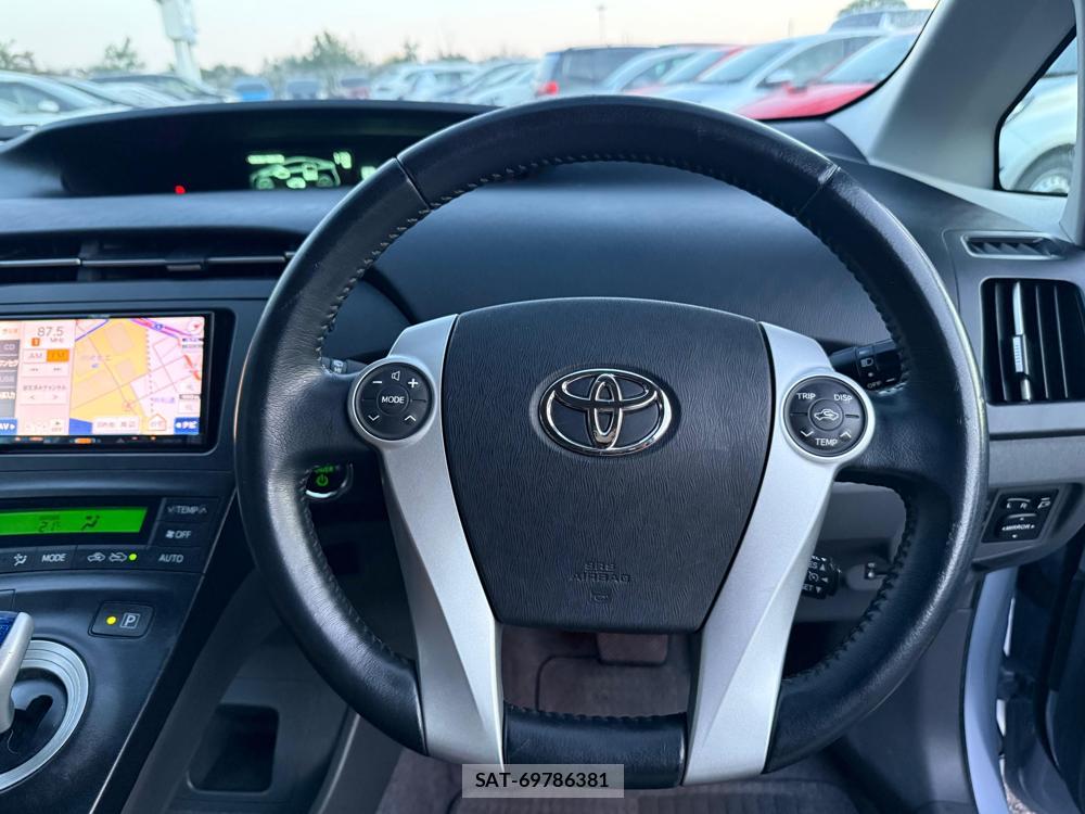 Toyota PRIUS 2009-05 1295202-13