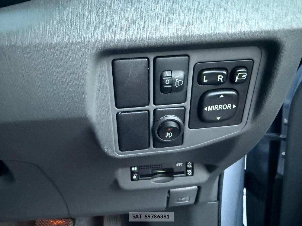 Toyota PRIUS 2009-05 1295202-17