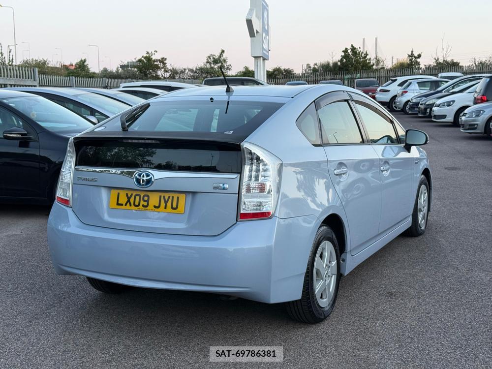 Toyota PRIUS 2009-05 1295202-4