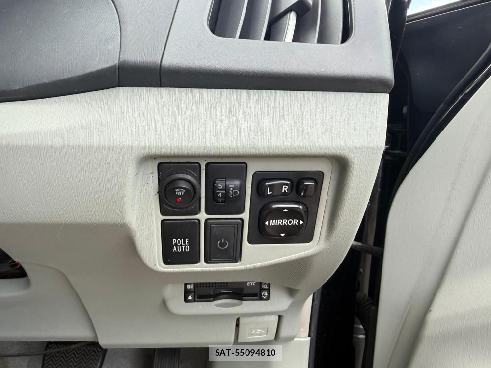 Toyota PRIUS 2010-03 1762759-14