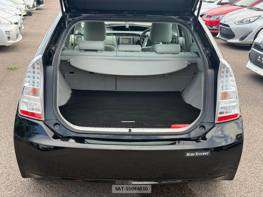 Toyota PRIUS 2010-03 1762759-23