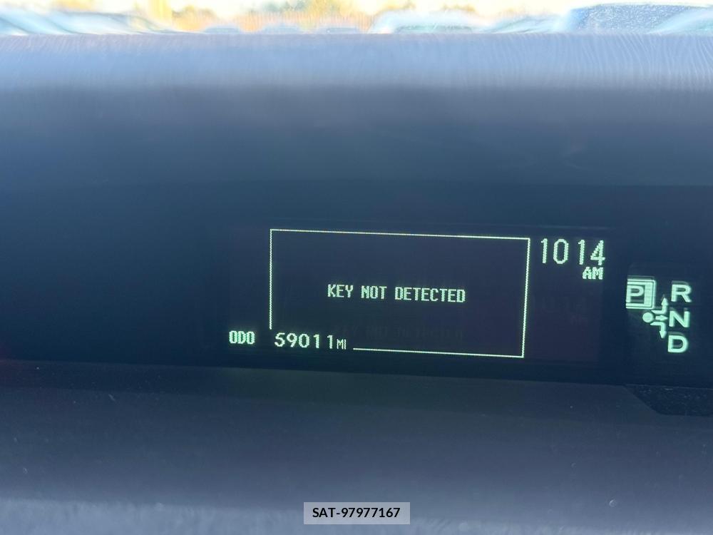 Toyota PRIUS 2011-01 1793327-16