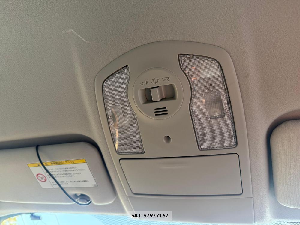 Toyota PRIUS 2011-01 1793327-23