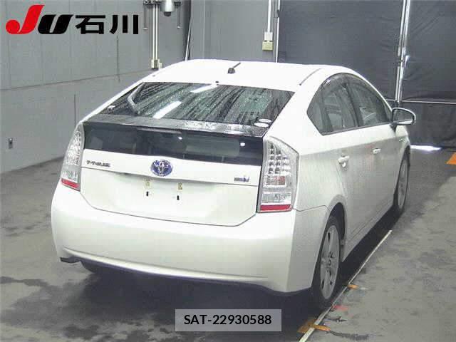 Toyota PRIUS 2011-10 8045319-1
