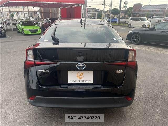 Toyota PRIUS 2020-02 8037668-16