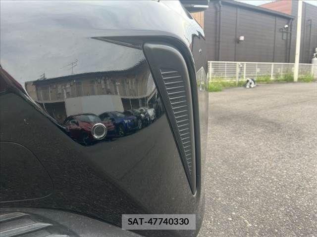 Toyota PRIUS 2020-02 8037668-21