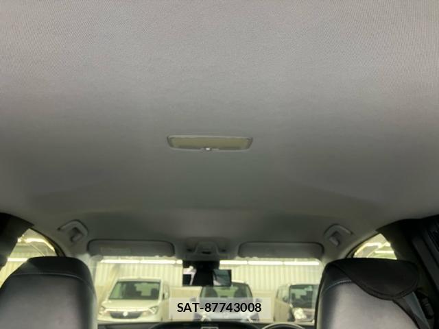 Toyota PRIUS 2019-07 8037653-14