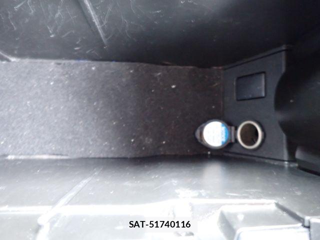 Toyota PRIUS 2015-06 8037711-15