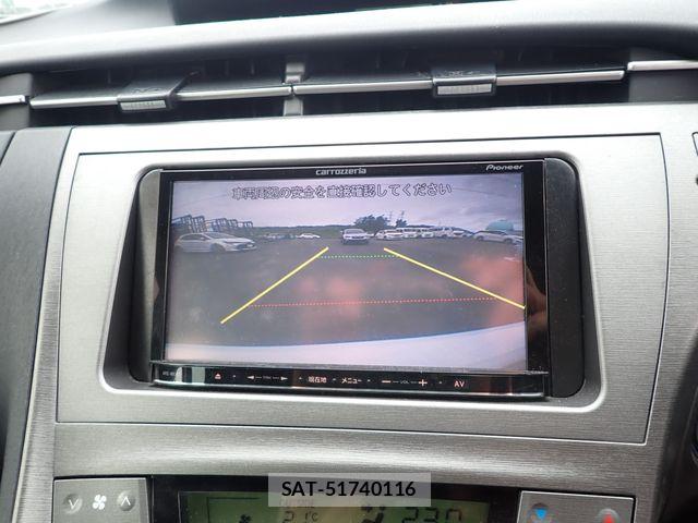 Toyota PRIUS 2015-06 8037711-19