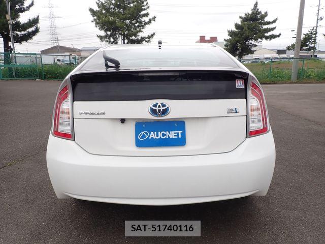Toyota PRIUS 2015-06 8037711-7