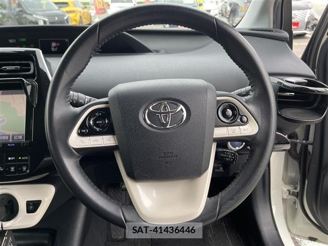 Toyota PRIUS 2016-09 8037669-9