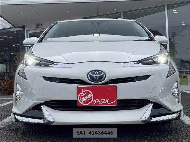 Toyota PRIUS 2016-09 8037669-16