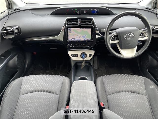 Toyota PRIUS 2016-09 8037669-4