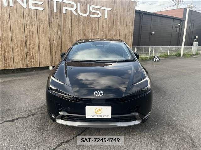 Toyota PRIUS 2023-04 8037643-10