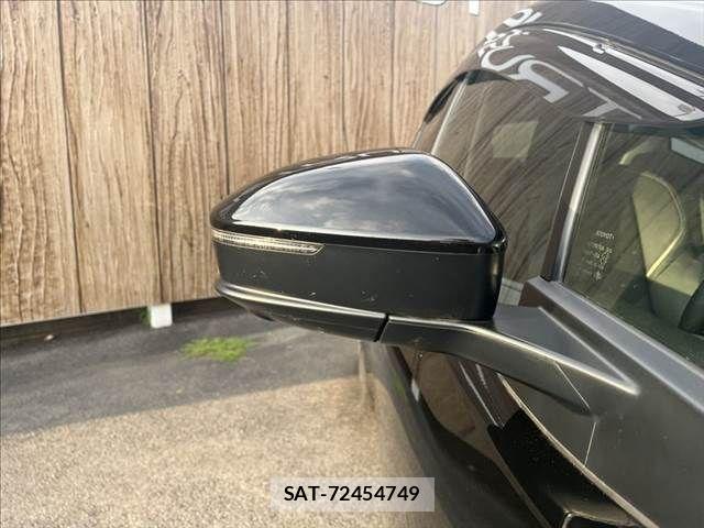 Toyota PRIUS 2023-04 8037643-22