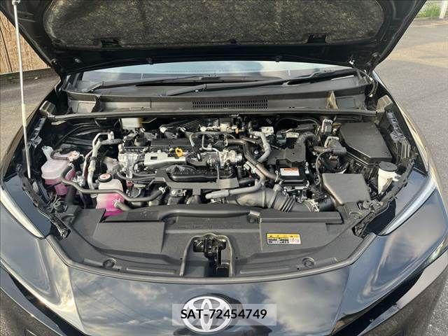 Toyota PRIUS 2023-04 8037643-29