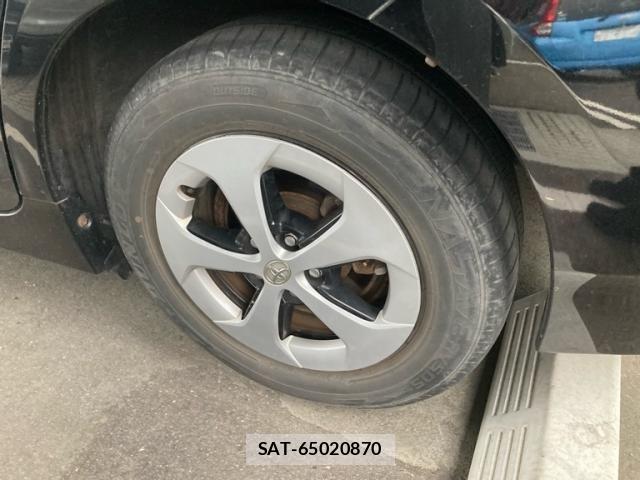 Toyota PRIUS 2013-11 8037737-9