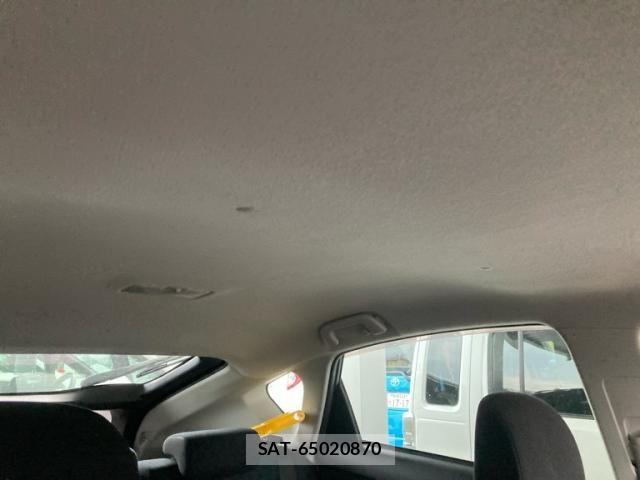 Toyota PRIUS 2013-11 8037737-15