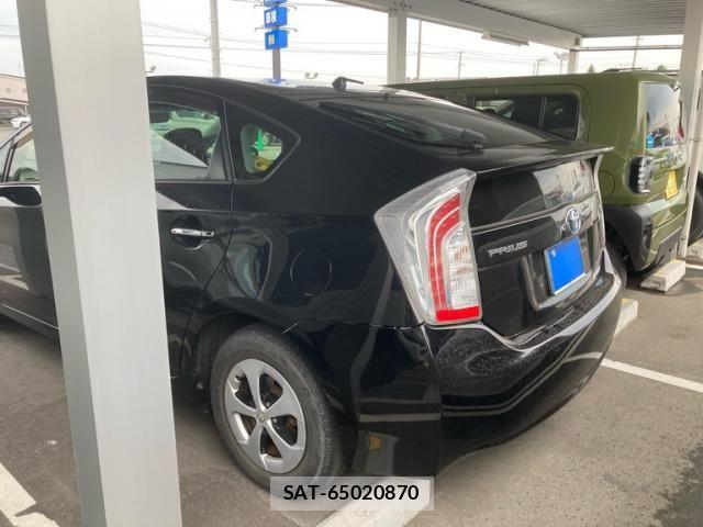 Toyota PRIUS 2013-11 8037737-4