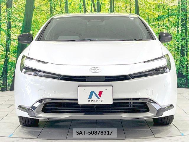 Toyota PRIUS 2023-12 8037640-13