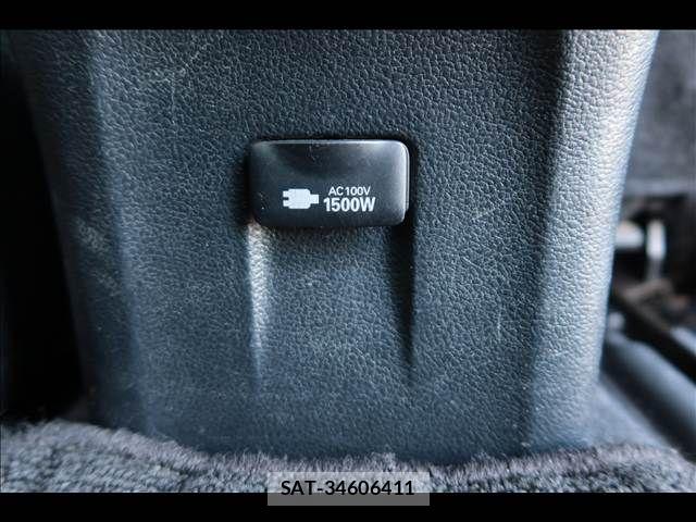 Toyota PRIUS 2020-06 8037662-14