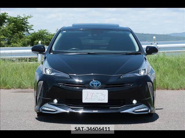 Toyota PRIUS 2020-06 8037662-1