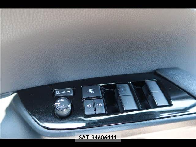 Toyota PRIUS 2020-06 8037662-21