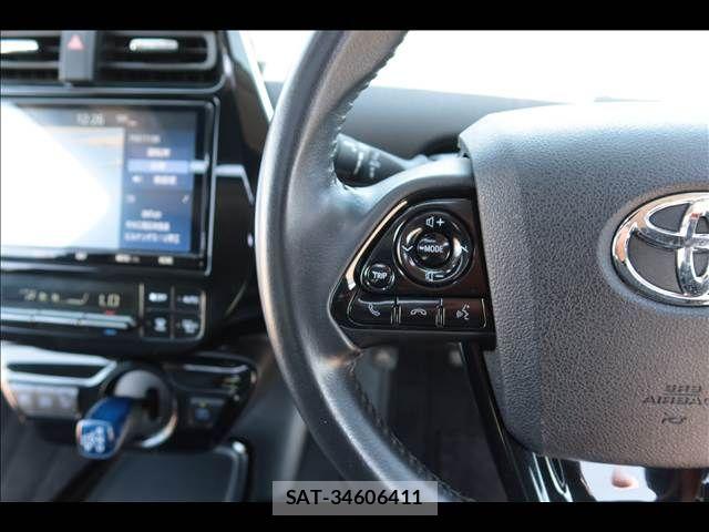 Toyota PRIUS 2020-06 8037662-24
