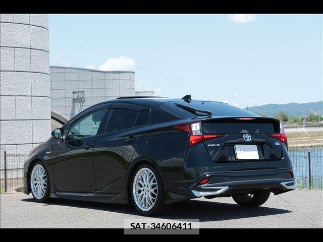 Toyota PRIUS 2020-06 8037662-3