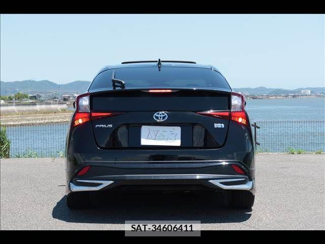Toyota PRIUS 2020-06 8037662-4