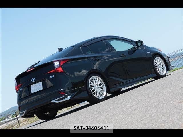 Toyota PRIUS 2020-06 8037662-7
