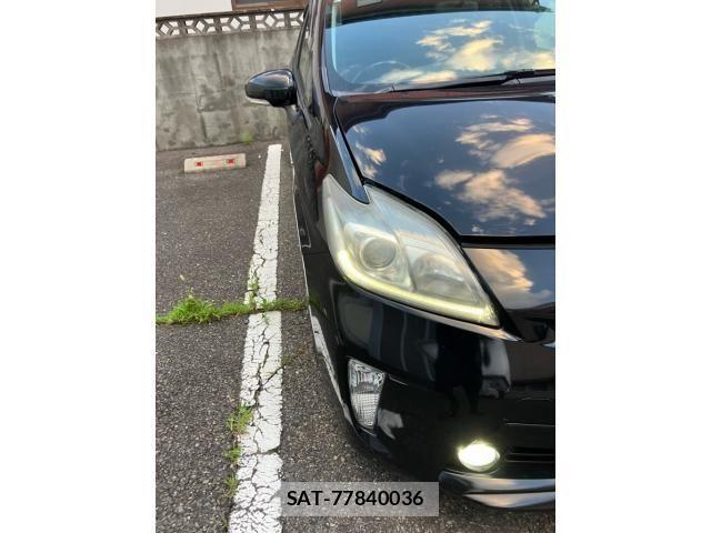 Toyota PRIUS 2013-05 8037721-9