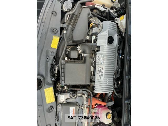 Toyota PRIUS 2013-05 8037721-10
