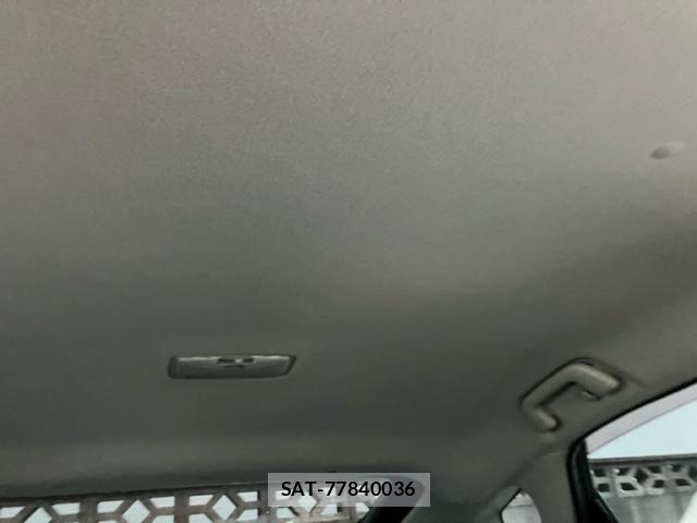 Toyota PRIUS 2013-05 8037721-25