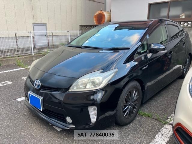 Toyota PRIUS 2013-05 8037721-3