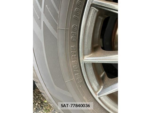 Toyota PRIUS 2013-05 8037721-8