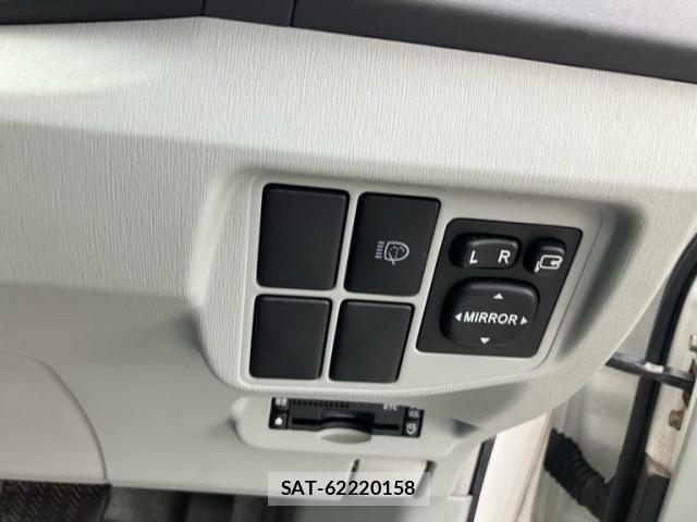 Toyota PRIUS 2009-11 8037745-15