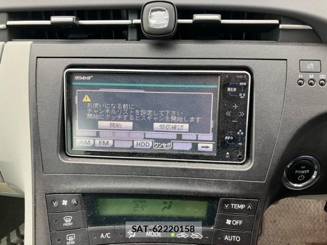 Toyota PRIUS 2009-11 8037745-18