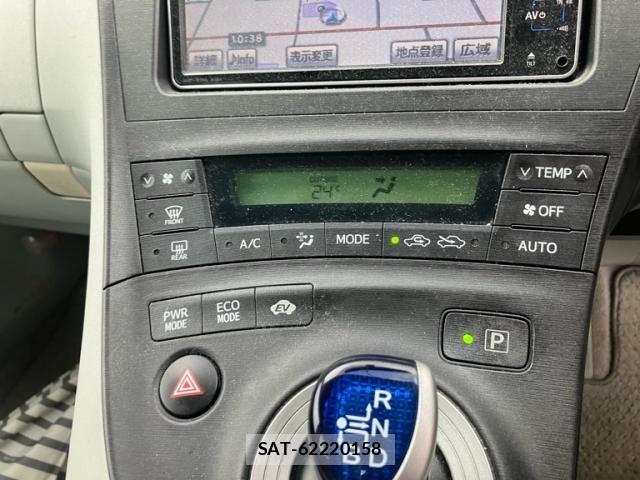 Toyota PRIUS 2009-11 8037745-19