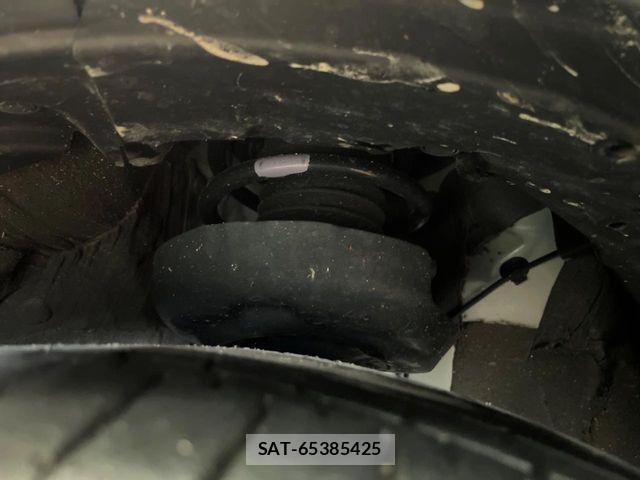 Toyota PRIUS 2023-09 8037651-19