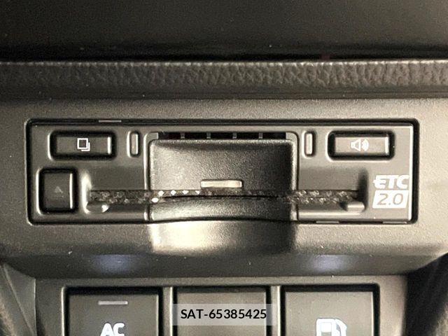 Toyota PRIUS 2023-09 8037651-6