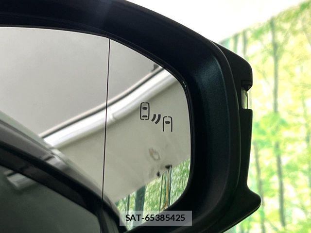 Toyota PRIUS 2023-09 8037651-8