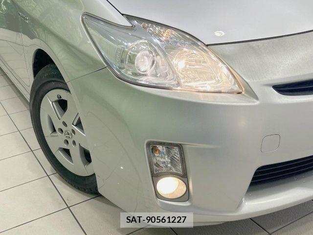 Toyota PRIUS 2009-11 8037734-12