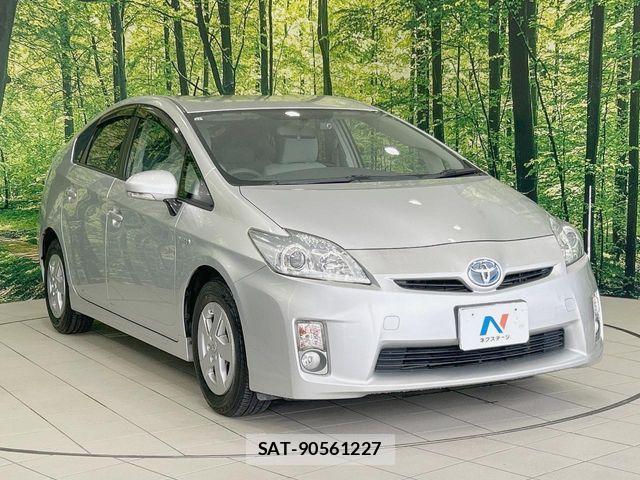 Toyota PRIUS 2009-11 8037734-15