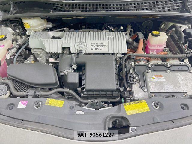 Toyota PRIUS 2009-11 8037734-17